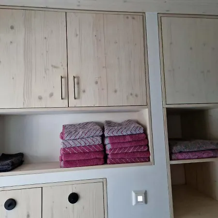 Tinyhaus Adam * Фрайамт